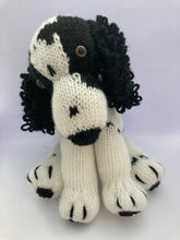 Load image into Gallery viewer, Susie the Knitted Spaniel